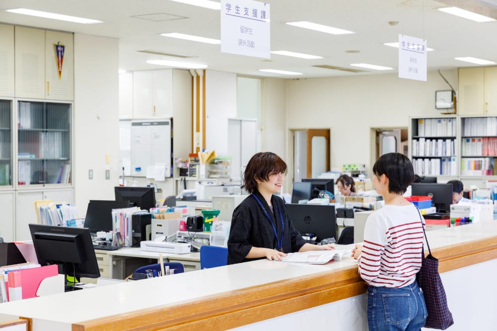 事務局フロア