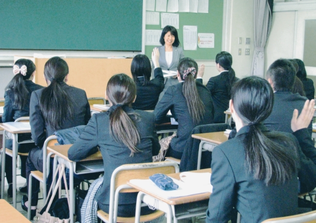 学内採用選考会